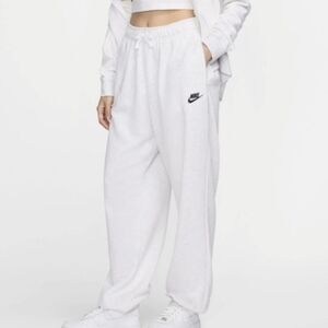 NWT Nike White Sweatpants White Sz Xs